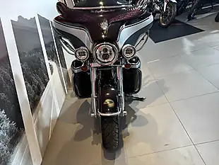 Used 2006 Harley-Davidson Electra Glide Ultra Classic Se Cvo - Interior and Exterior details 3