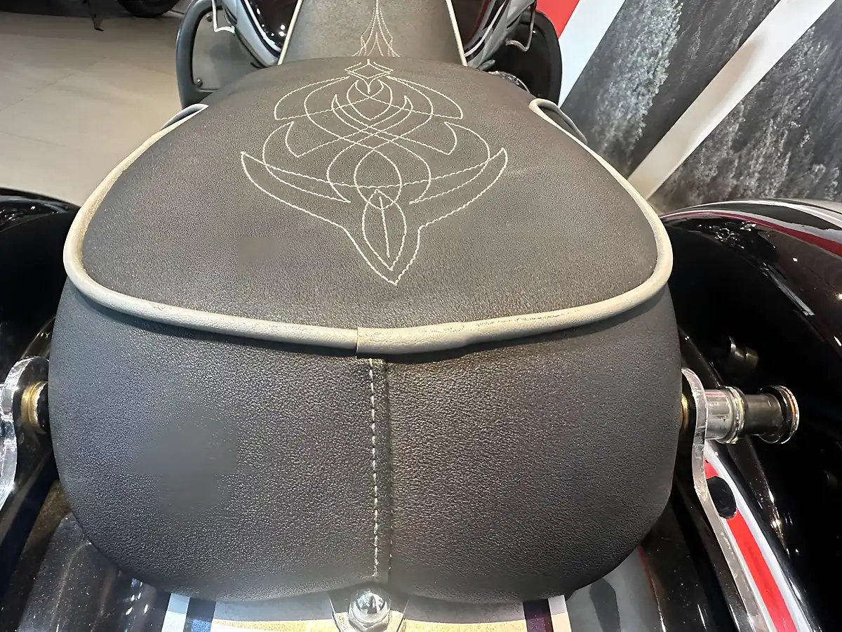 Used 2006 Harley-Davidson Electra Glide Ultra Classic Se Cvo - Interior and Exterior details 8