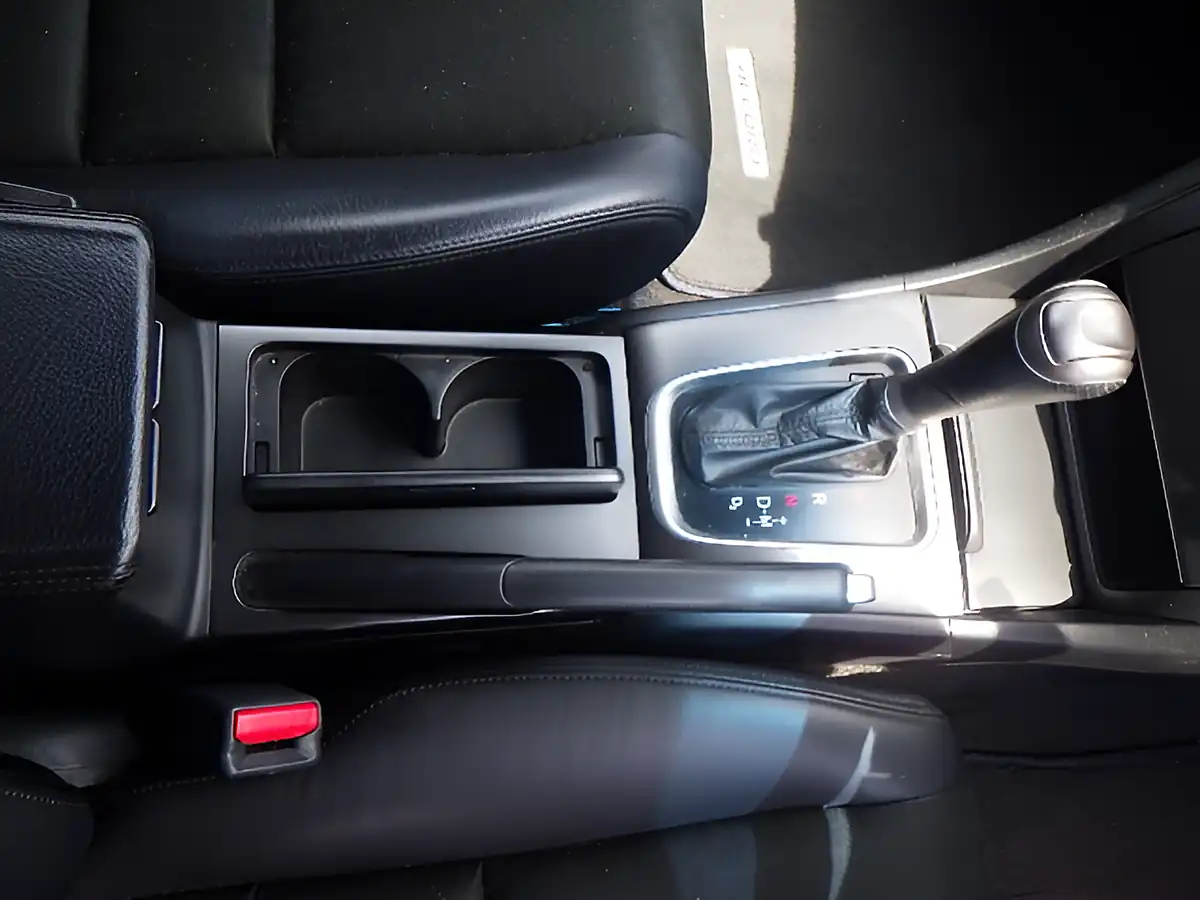 Used 2006 Honda Accord Type S Green - Interior and Exterior details 11