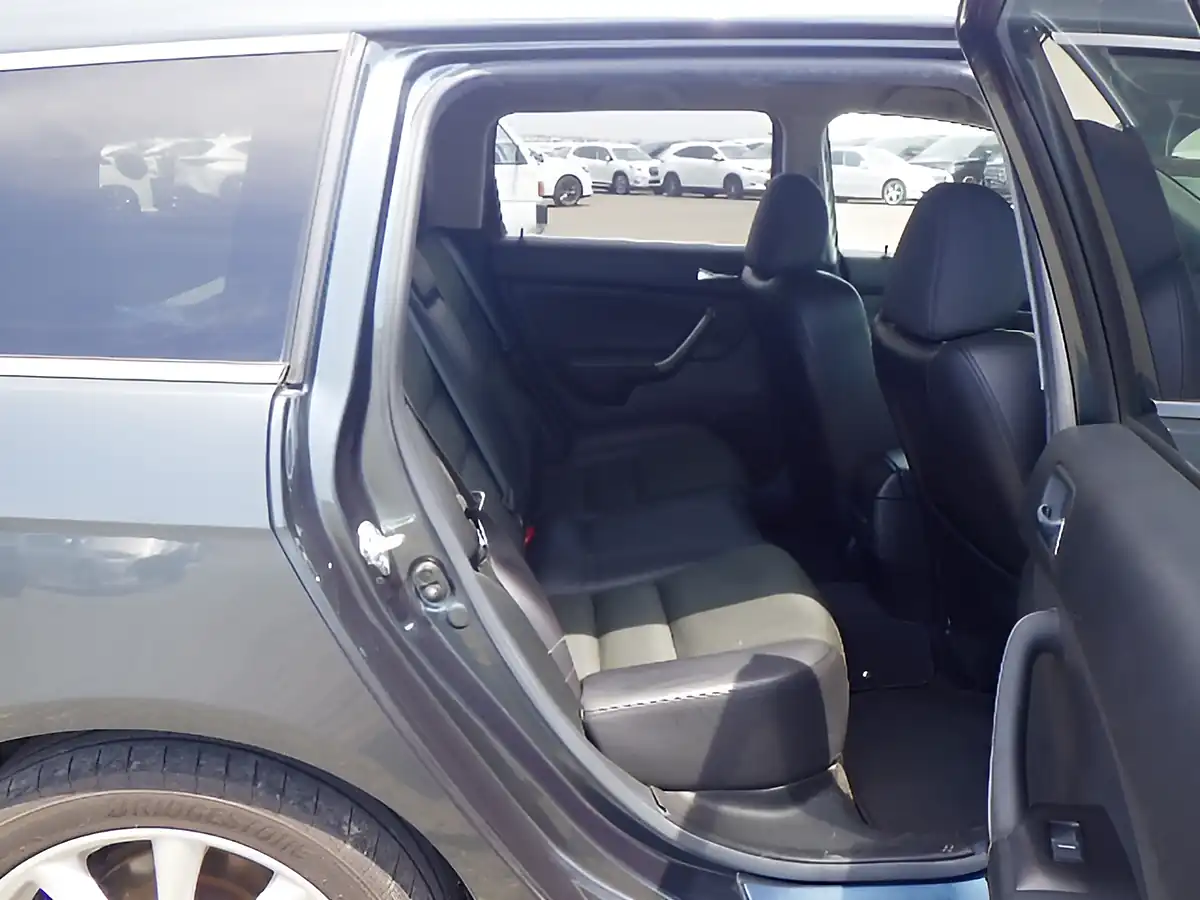 Used 2006 Honda Accord Type S Green - Interior and Exterior details 12