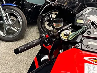 Used 2006 Honda Cbr1000rr Fireblade Red - Interior and Exterior details 15