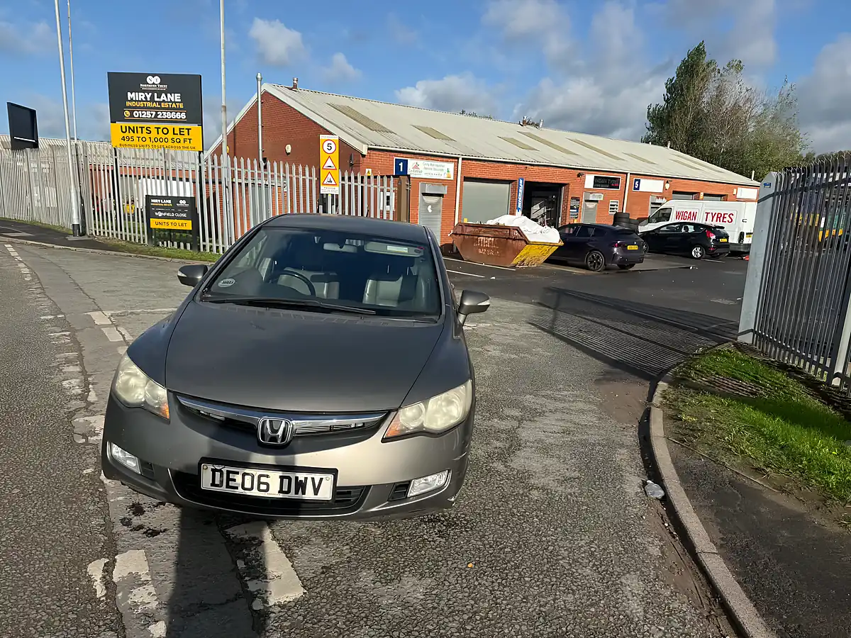 Used 2006 Honda Civic Es - Interior and Exterior details 2