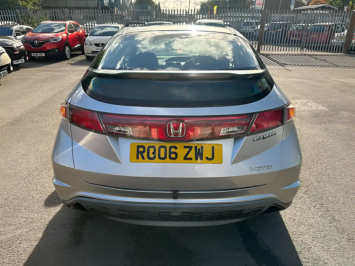 Used 2006 Honda Civic Es Silver - Interior and Exterior details 10