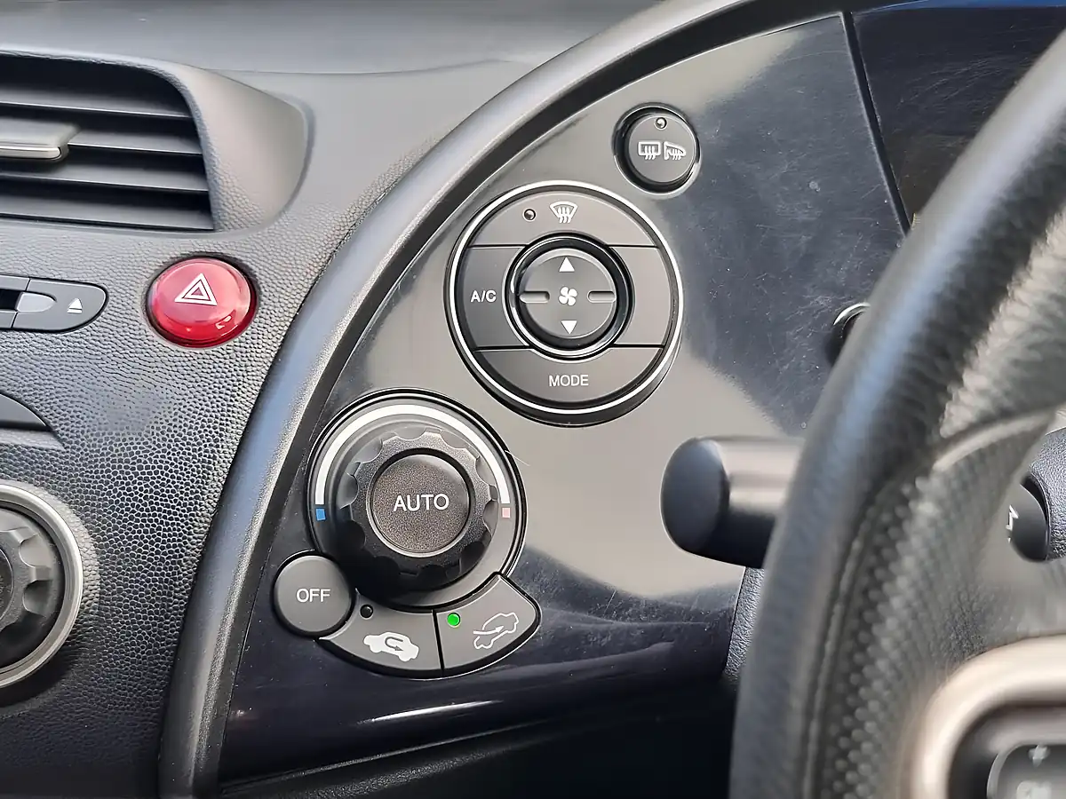 Used 2006 Honda Civic S Blue - Interior and Exterior details 13