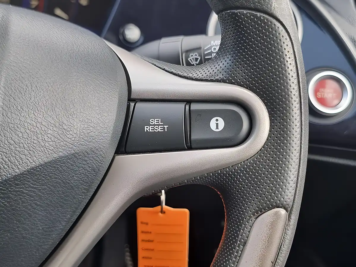 Used 2006 Honda Civic S Blue - Interior and Exterior details 14