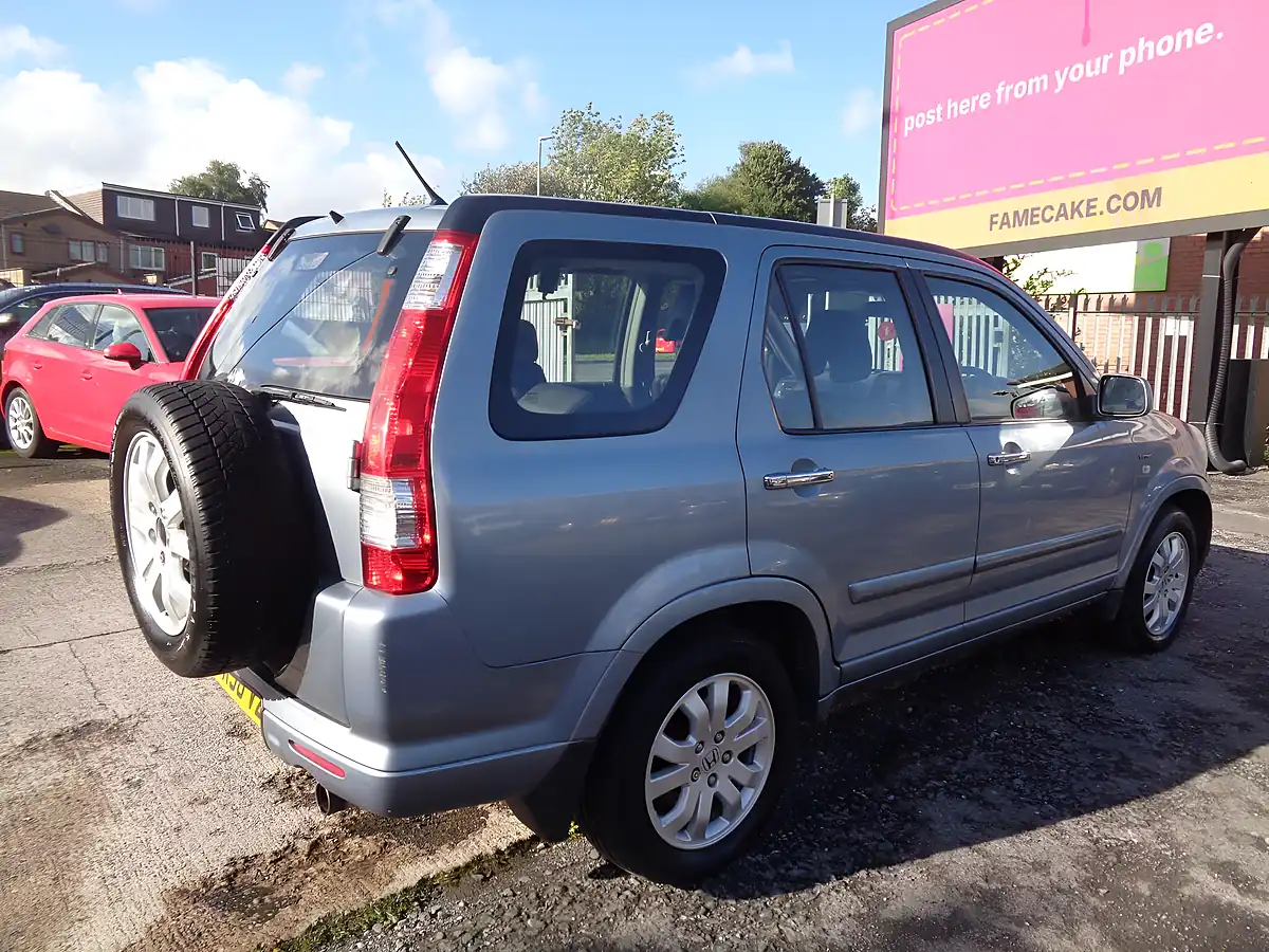 Used 2006 Honda Cr-V Executive Blue - Interior and Exterior details 4
