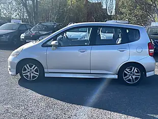 Used 2006 Honda Jazz Sport Silver - Interior and Exterior details 4