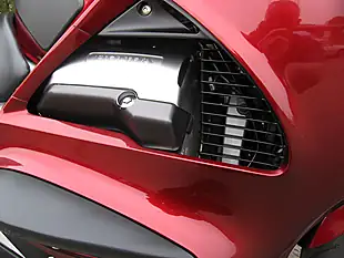 Used 2006 Honda ST1300 Pan European Wine Red Metallic - Interior and Exterior details 4