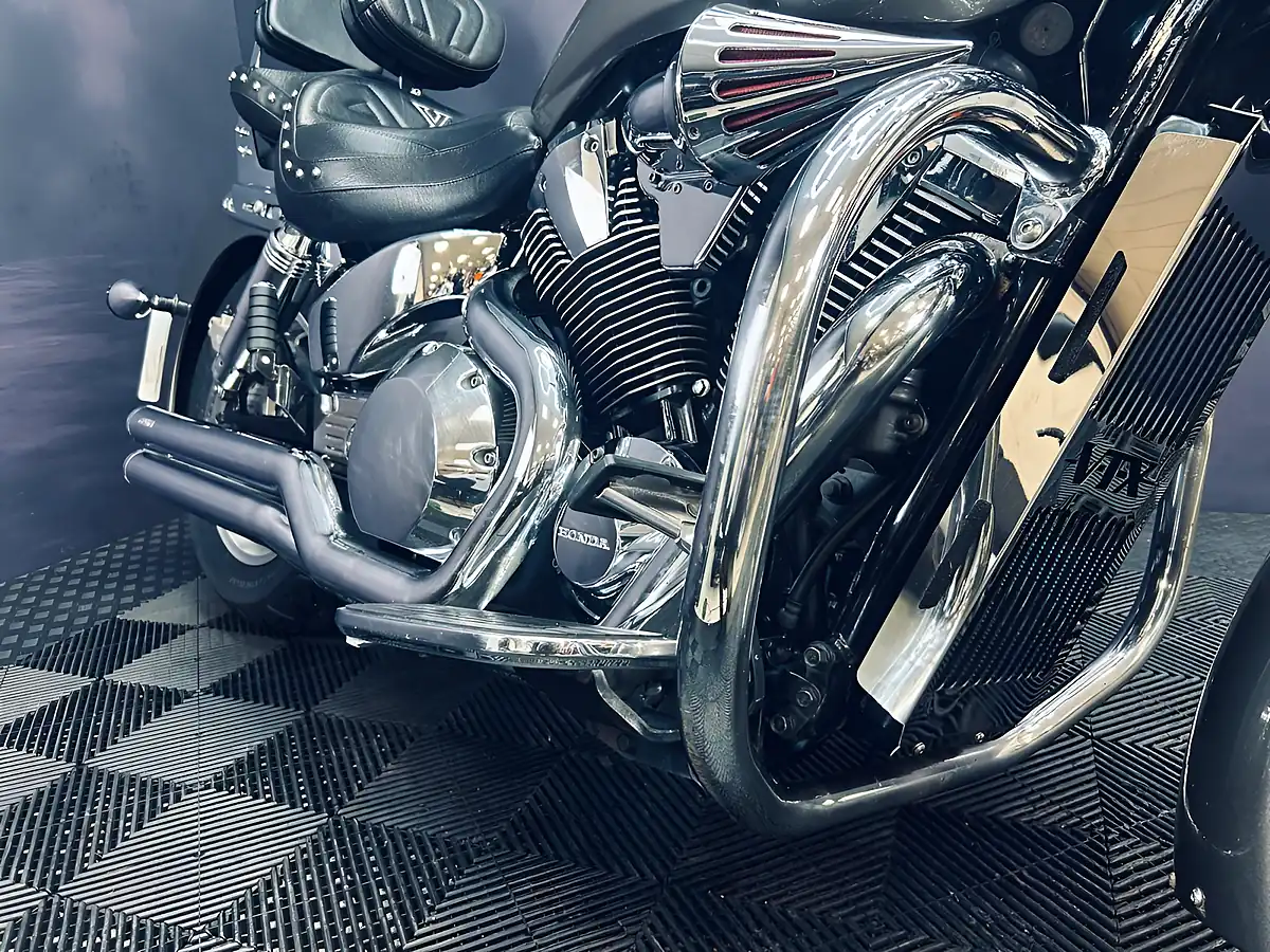 Used 2006 Honda Vtx 1800 Grey - Interior and Exterior details 10