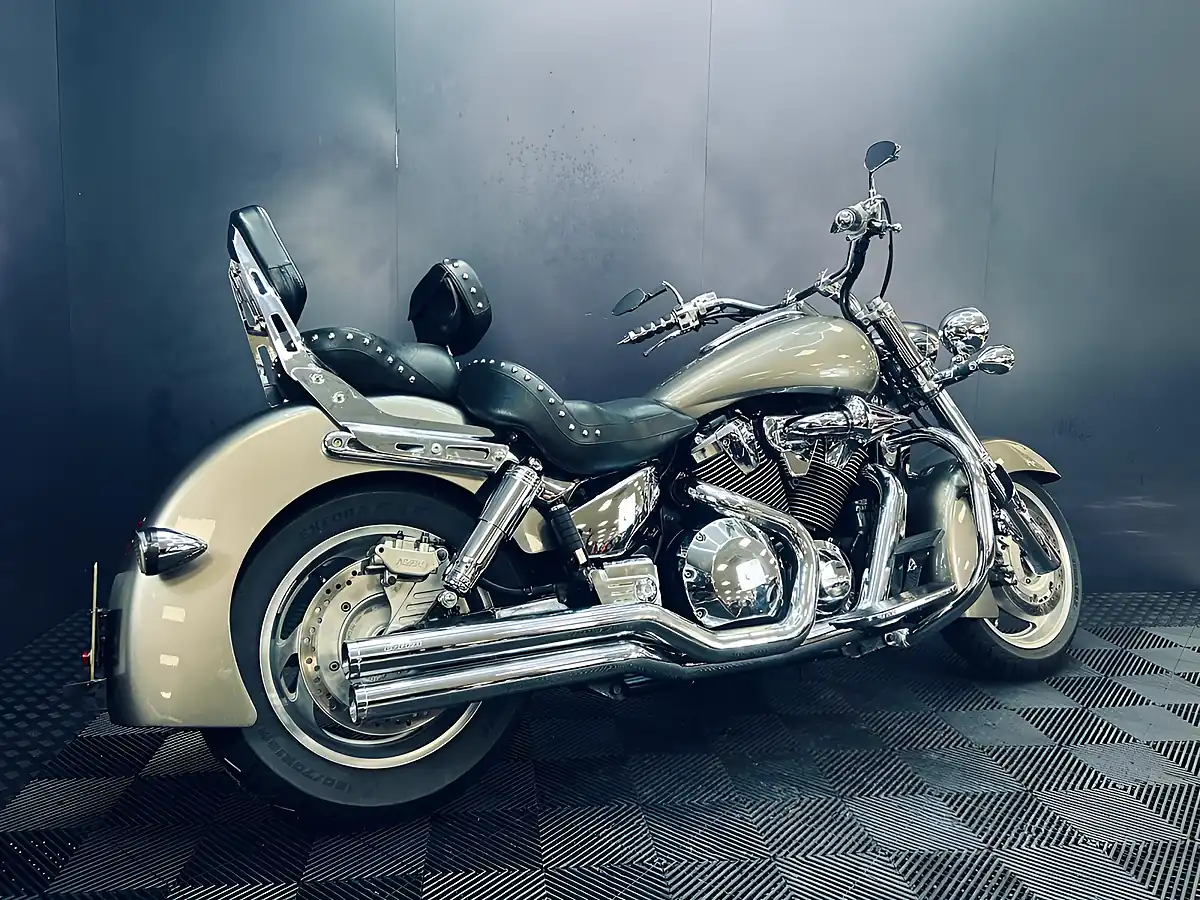 Used 2006 Honda Vtx 1800 Grey - Interior and Exterior details 12