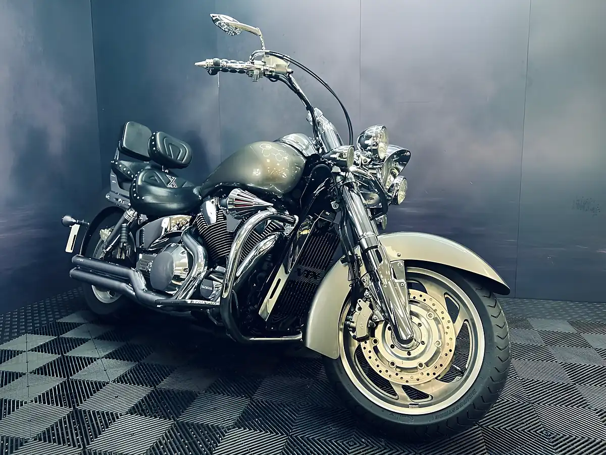 Used 2006 Honda Vtx 1800 Grey - Interior and Exterior details 19