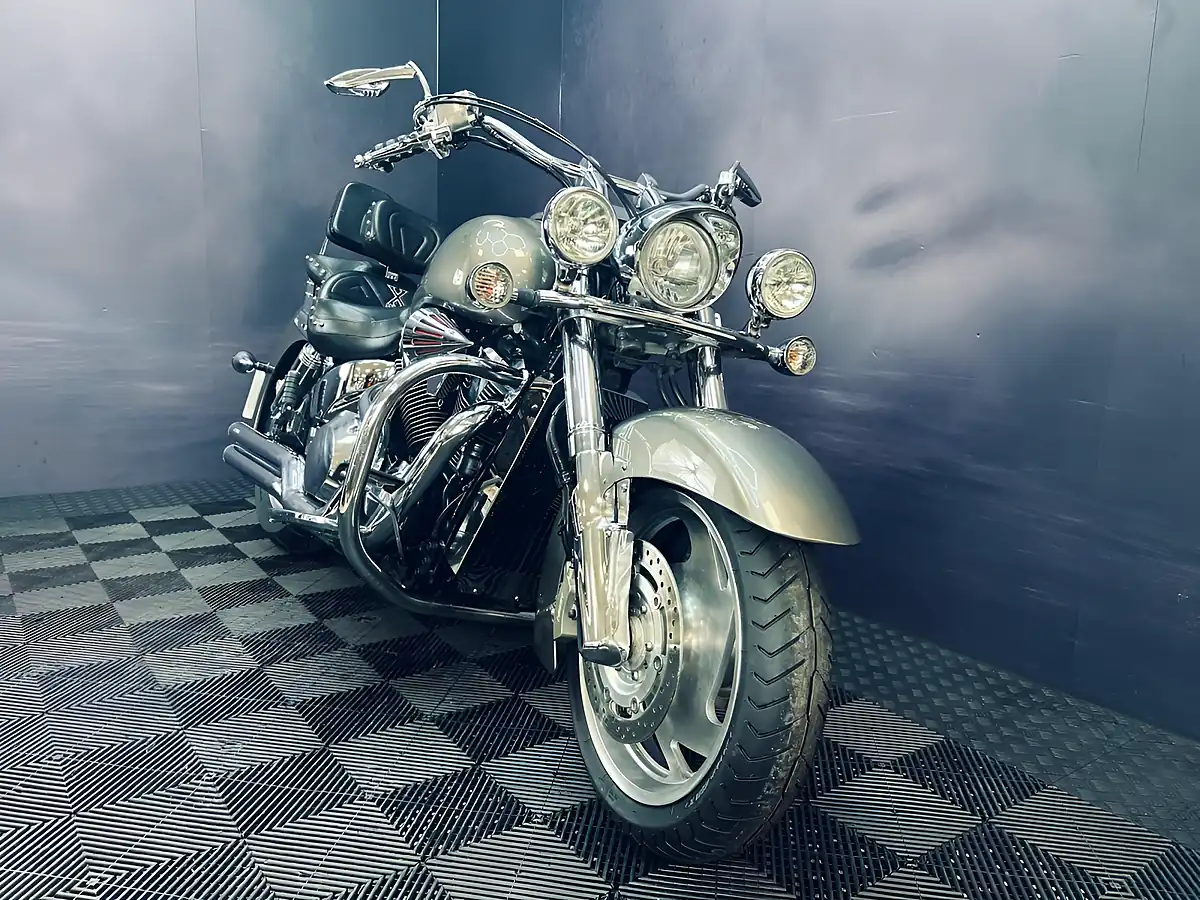 Used 2006 Honda Vtx 1800 Grey - Interior and Exterior details 4