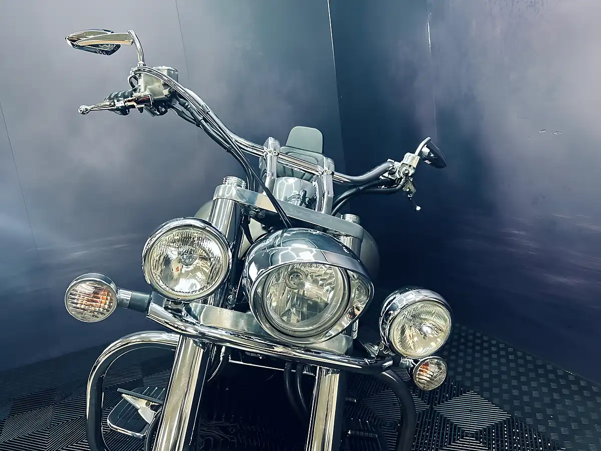 Used 2006 Honda Vtx 1800 Grey - Interior and Exterior details 8