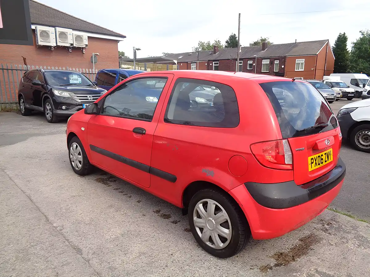 Used 2006 Hyundai Getz Se Red - Interior and Exterior details 5