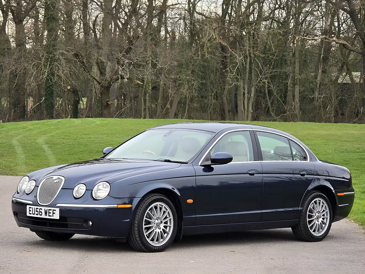 Used 2006 Jaguar S-Type Se Indigo Blue - Front View
