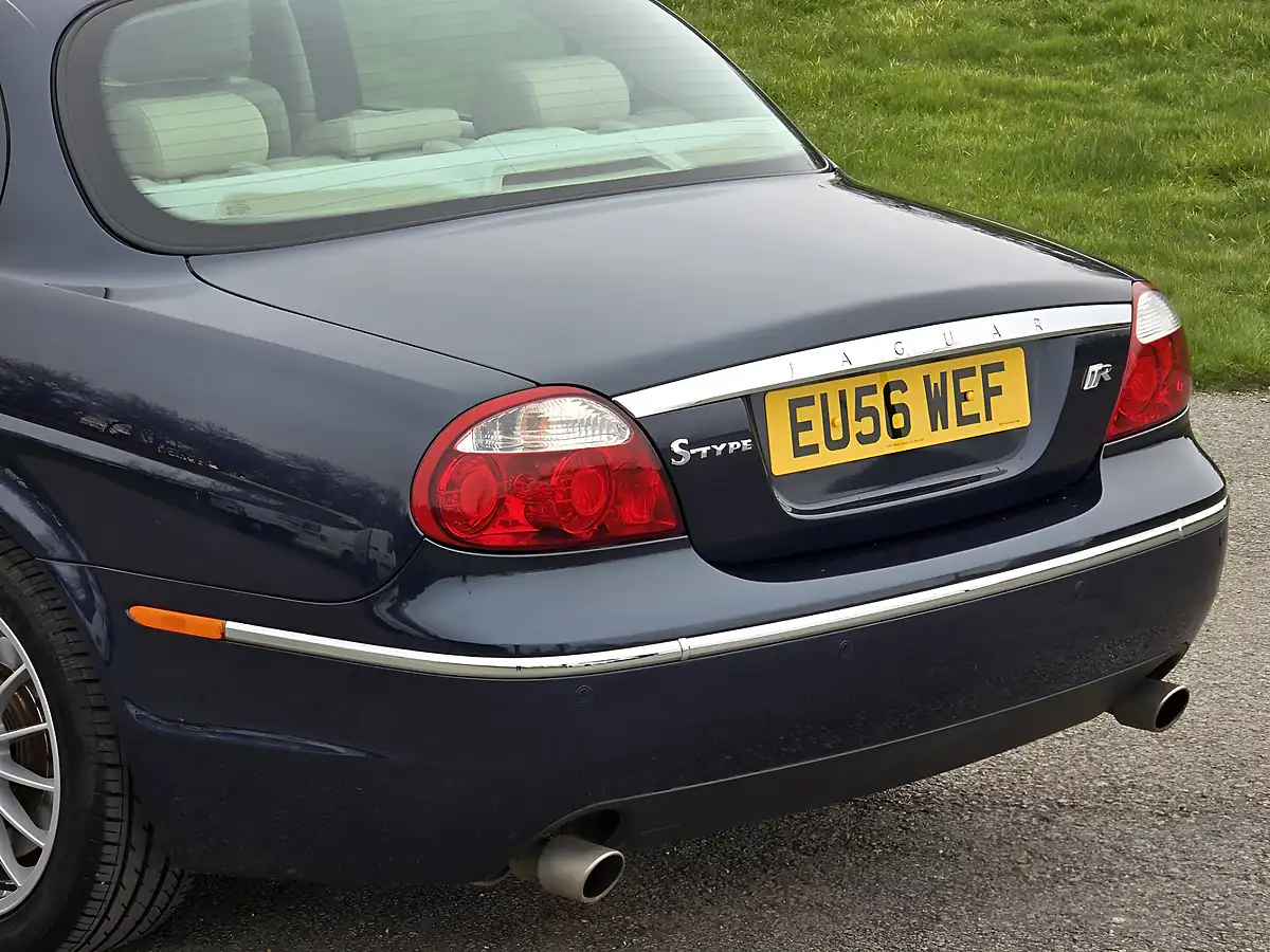Used 2006 Jaguar S-Type Se Indigo Blue - Interior and Exterior details 14