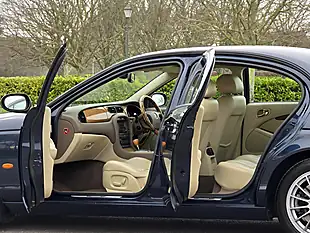Used 2006 Jaguar S-Type Se Indigo Blue - Interior and Exterior details 15
