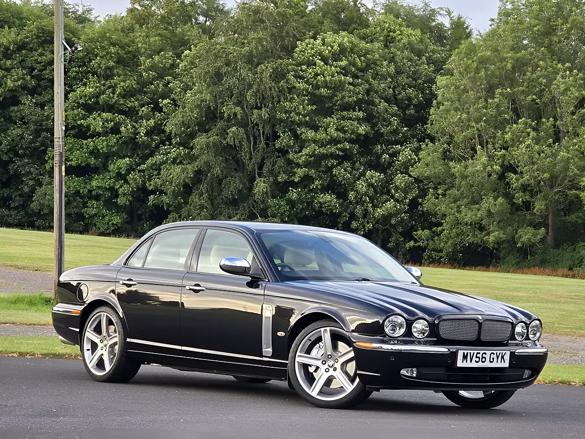 Used 2006 Jaguar Xjr Portfolio Black - Interior and Exterior details 11
