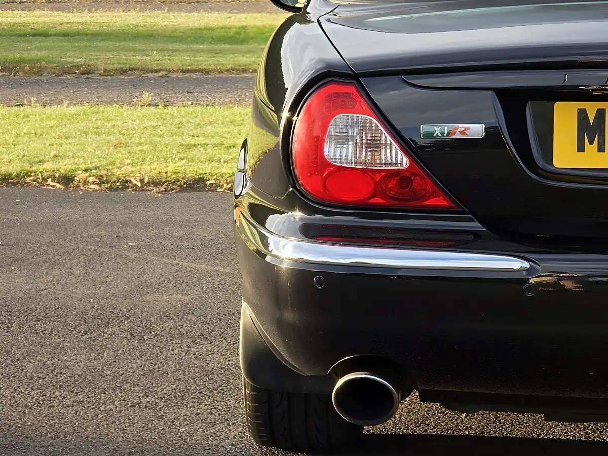 Used 2006 Jaguar Xjr Portfolio Black - Interior and Exterior details 14