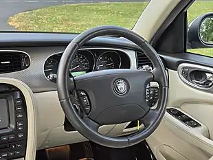 Used 2006 Jaguar Xjr Portfolio Black - Interior and Exterior details 16