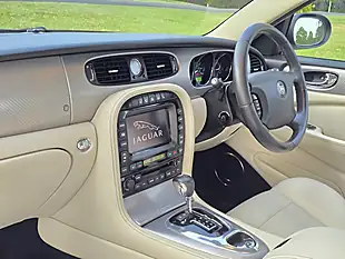 Used 2006 Jaguar Xjr Portfolio Black - Interior and Exterior details 17