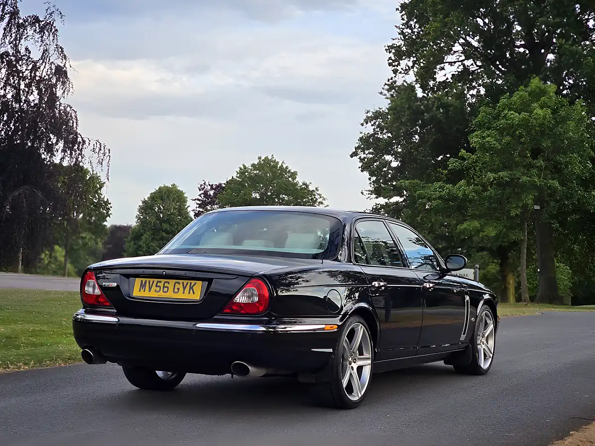 Used 2006 Jaguar Xjr Portfolio Black - Interior and Exterior details 9