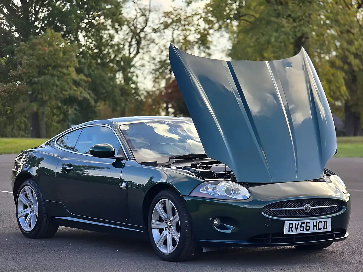 Used 2006 Jaguar Xk British Racing Green - Interior and Exterior details 17