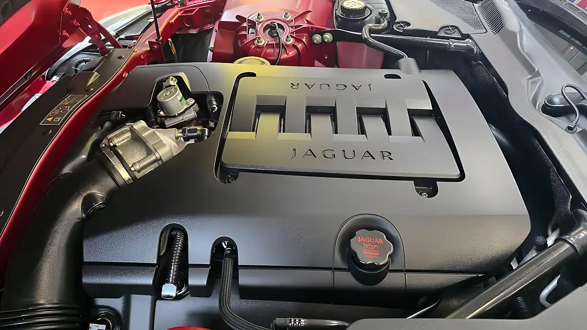 Used 2006 Jaguar Xk Coupe Red - Interior and Exterior details 4