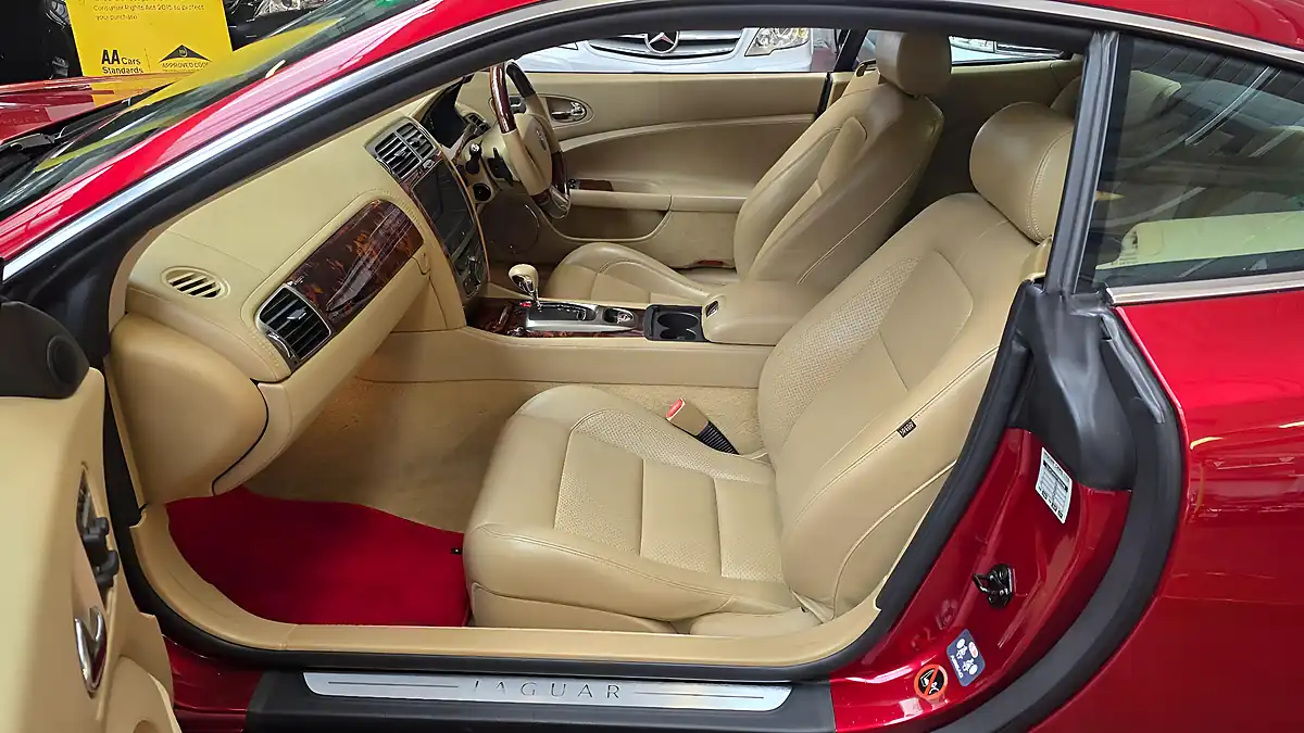 Used 2006 Jaguar Xk Coupe Red - Interior and Exterior details 6
