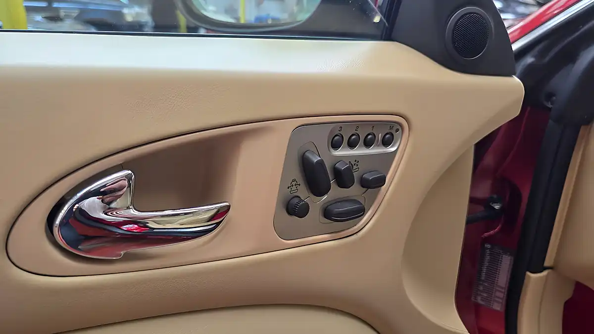 Used 2006 Jaguar Xk Coupe Red - Interior and Exterior details 8
