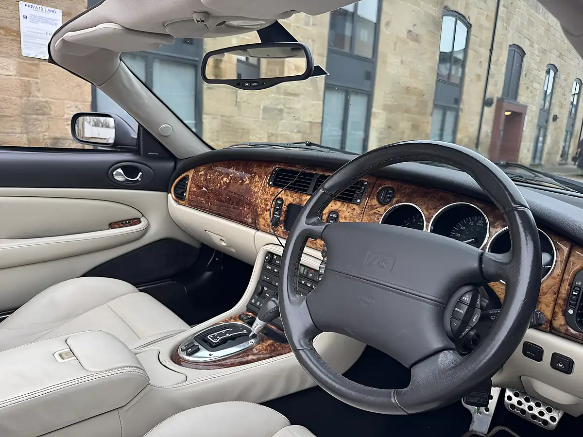 Used 2006 Jaguar Xkr S Blue - Interior and Exterior details 12