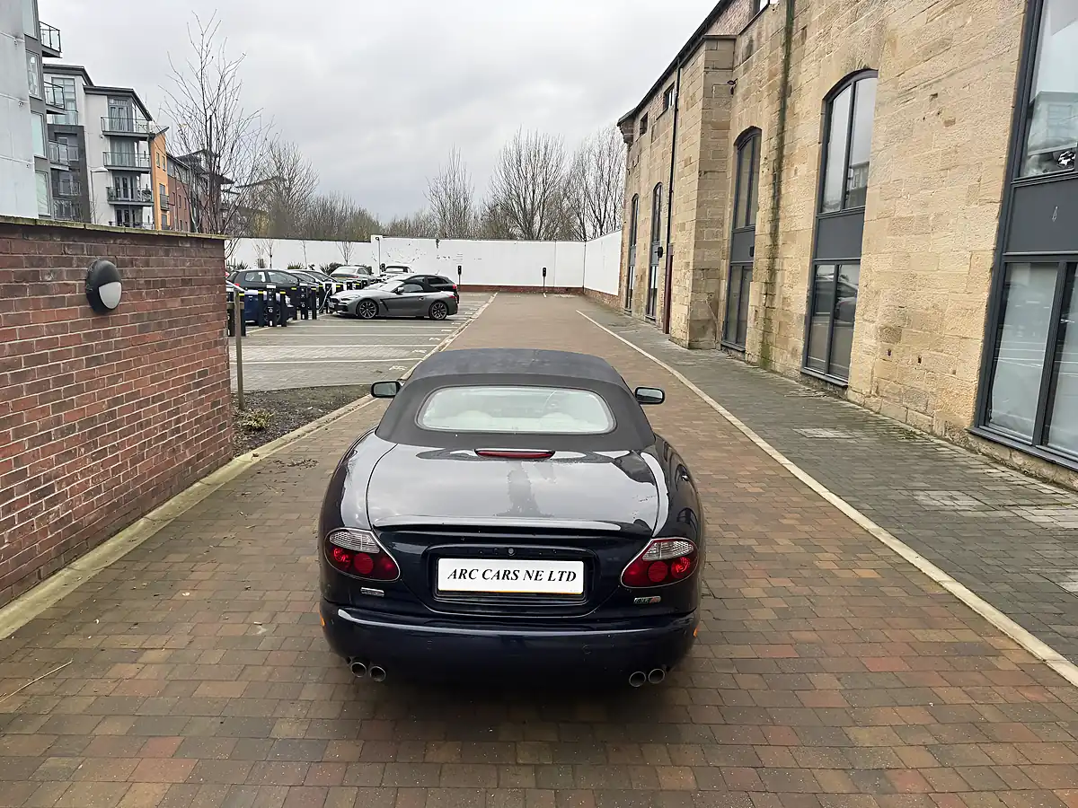 Used 2006 Jaguar Xkr S Blue - Interior and Exterior details 17
