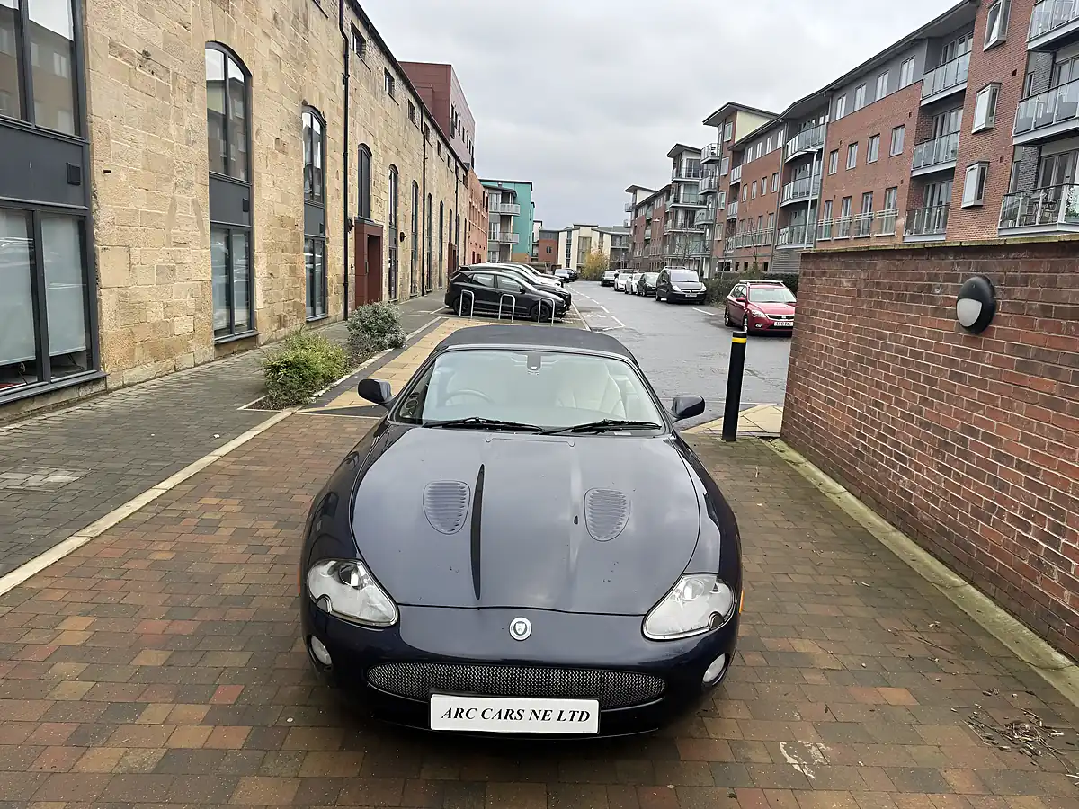Used 2006 Jaguar Xkr S Blue - Interior and Exterior details 7