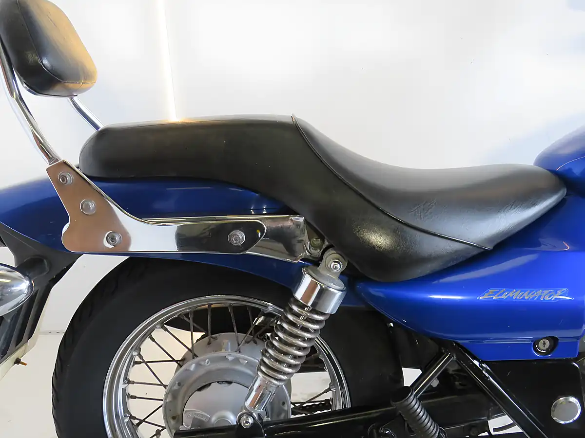 Used 2006 Kawasaki EL125 Eliminator Blue - Interior and Exterior details 7