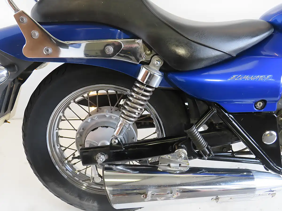 Used 2006 Kawasaki EL125 Eliminator Blue - Interior and Exterior details 8