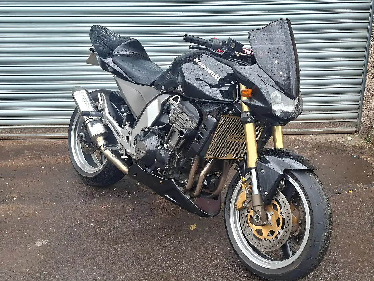 Used 2006 Kawasaki Z1000 Standard Black - Front View