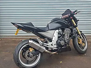 Used 2006 Kawasaki Z1000 Standard Black - Interior and Exterior details 10