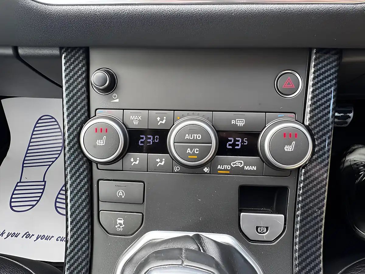 Used 2006 Land Rover Range Rover Evoque Se Santorini Black - Interior and Exterior details 15