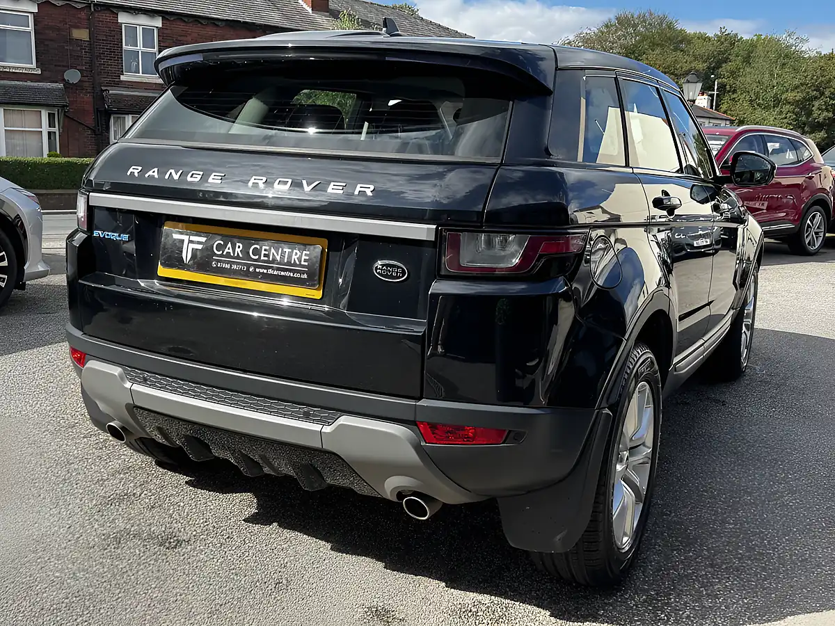 Used 2006 Land Rover Range Rover Evoque Se Santorini Black - Interior and Exterior details 5