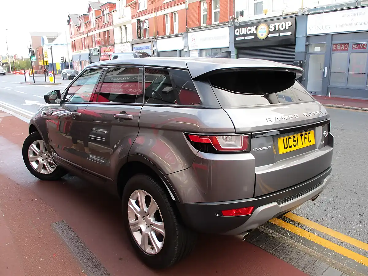 Used 2006 Land Rover Range Rover Evoque Se Tech Grey - Interior and Exterior details 4