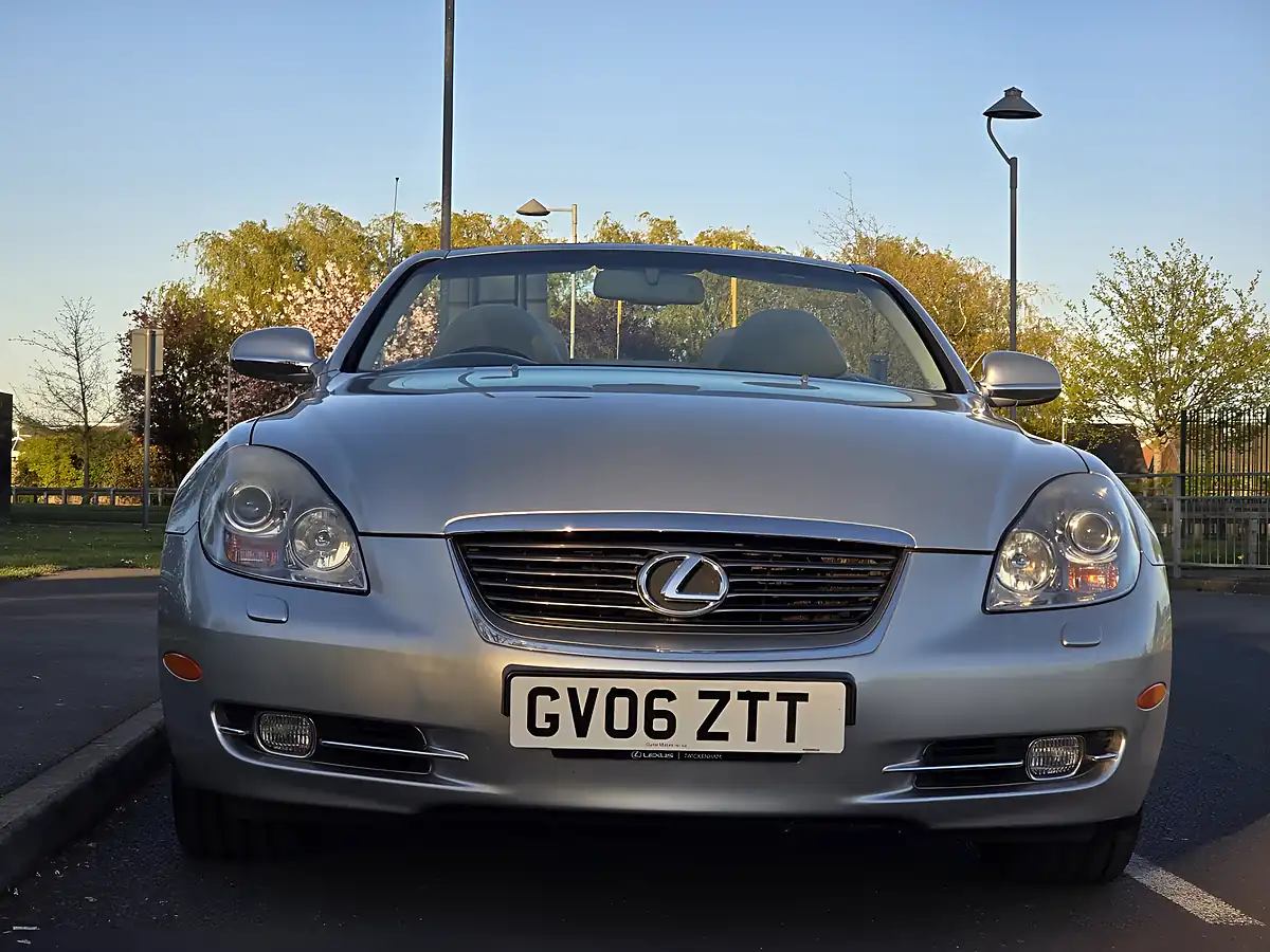 Used 2006 Lexus Sc Facelift Silver - Interior and Exterior details 8