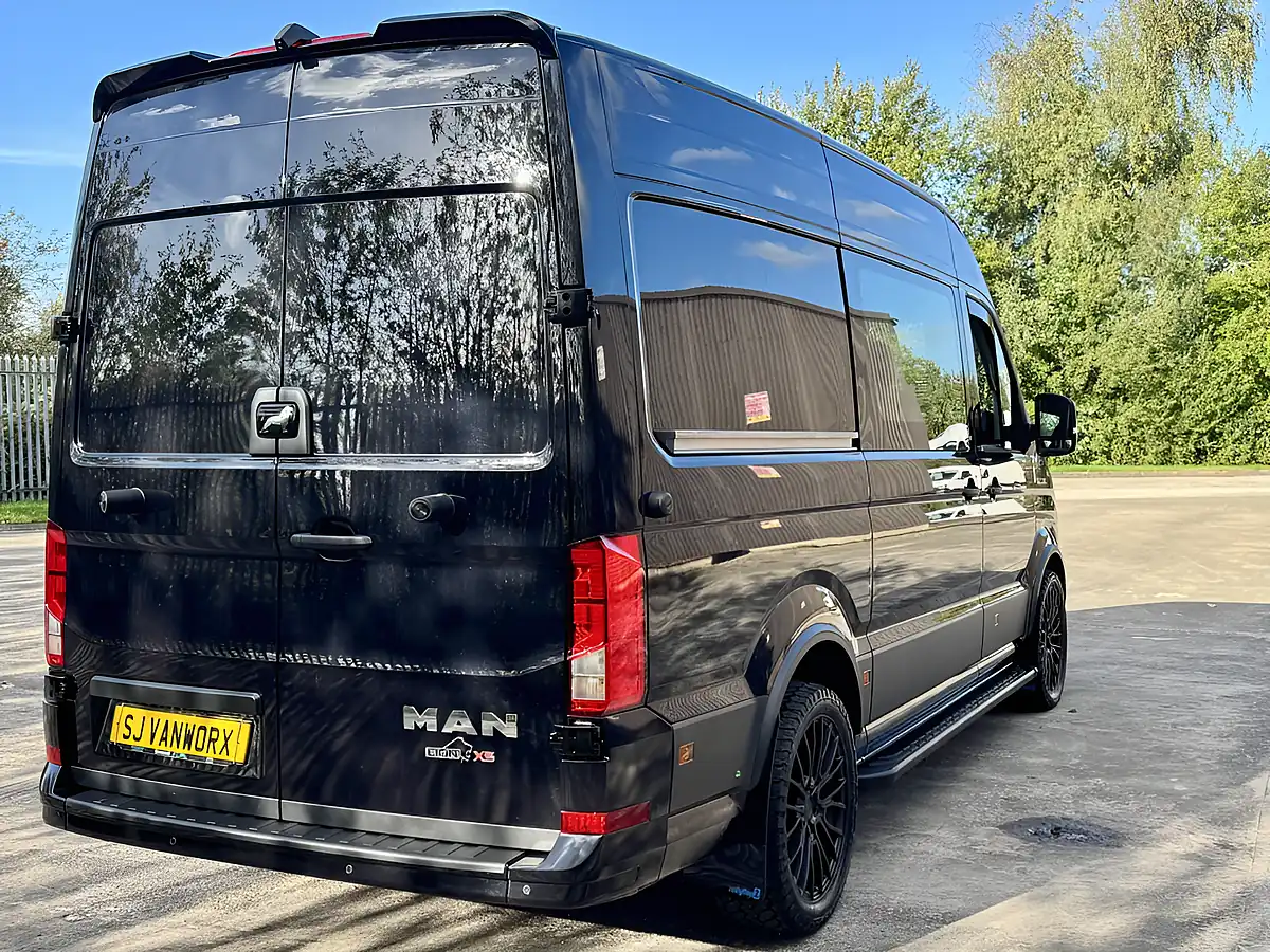 Used 2006 Man Tge Crewvan High Roof Black - Interior and Exterior details 15