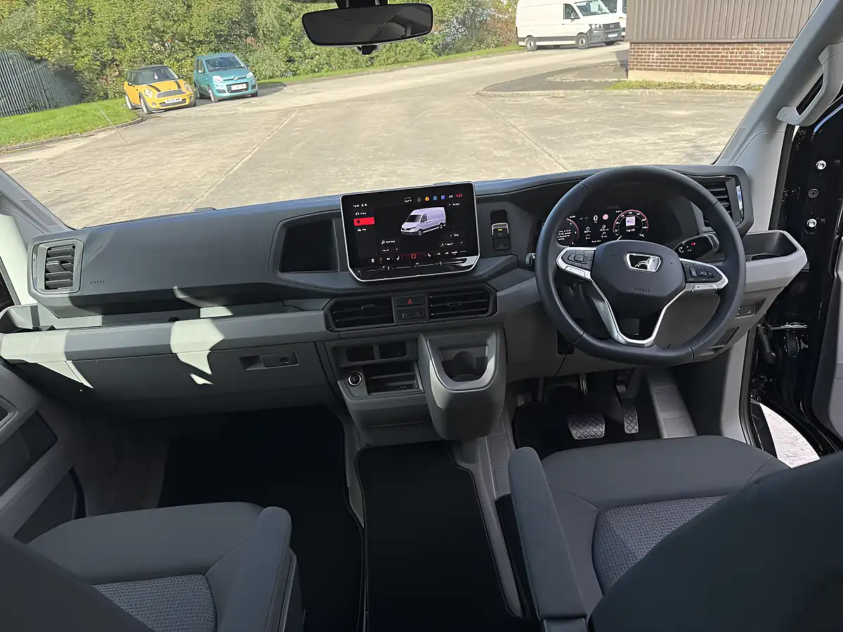 Used 2006 Man Tge Crewvan High Roof Black - Interior and Exterior details 6
