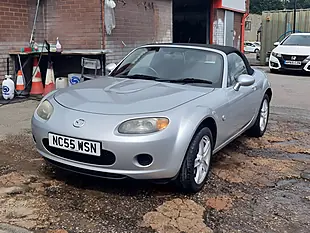 Used 2006 Mazda MX-5 Silver - Interior and Exterior details 3