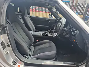 Used 2006 Mazda MX-5 Silver - Interior and Exterior details 7