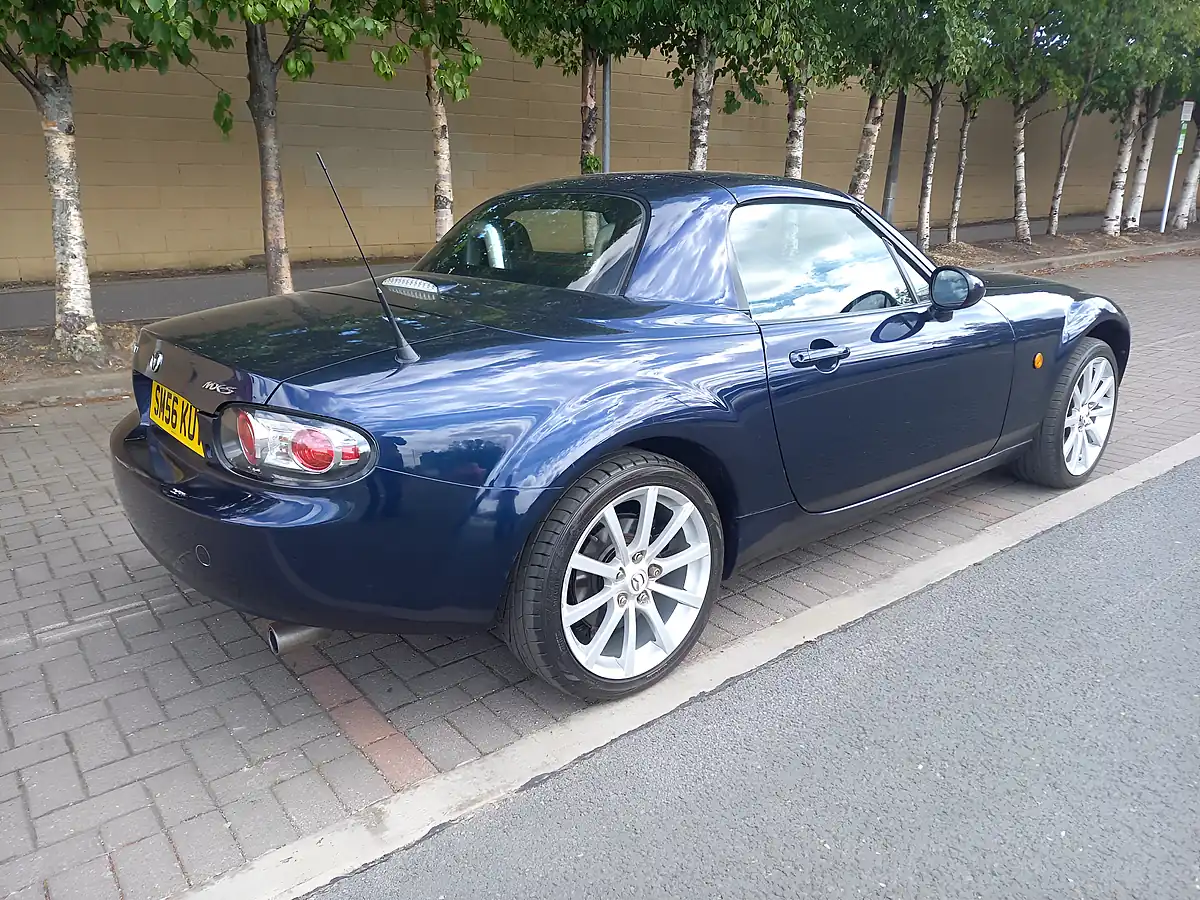 Used 2006 Mazda MX5 Sport Blue Metallic - Interior and Exterior details 16