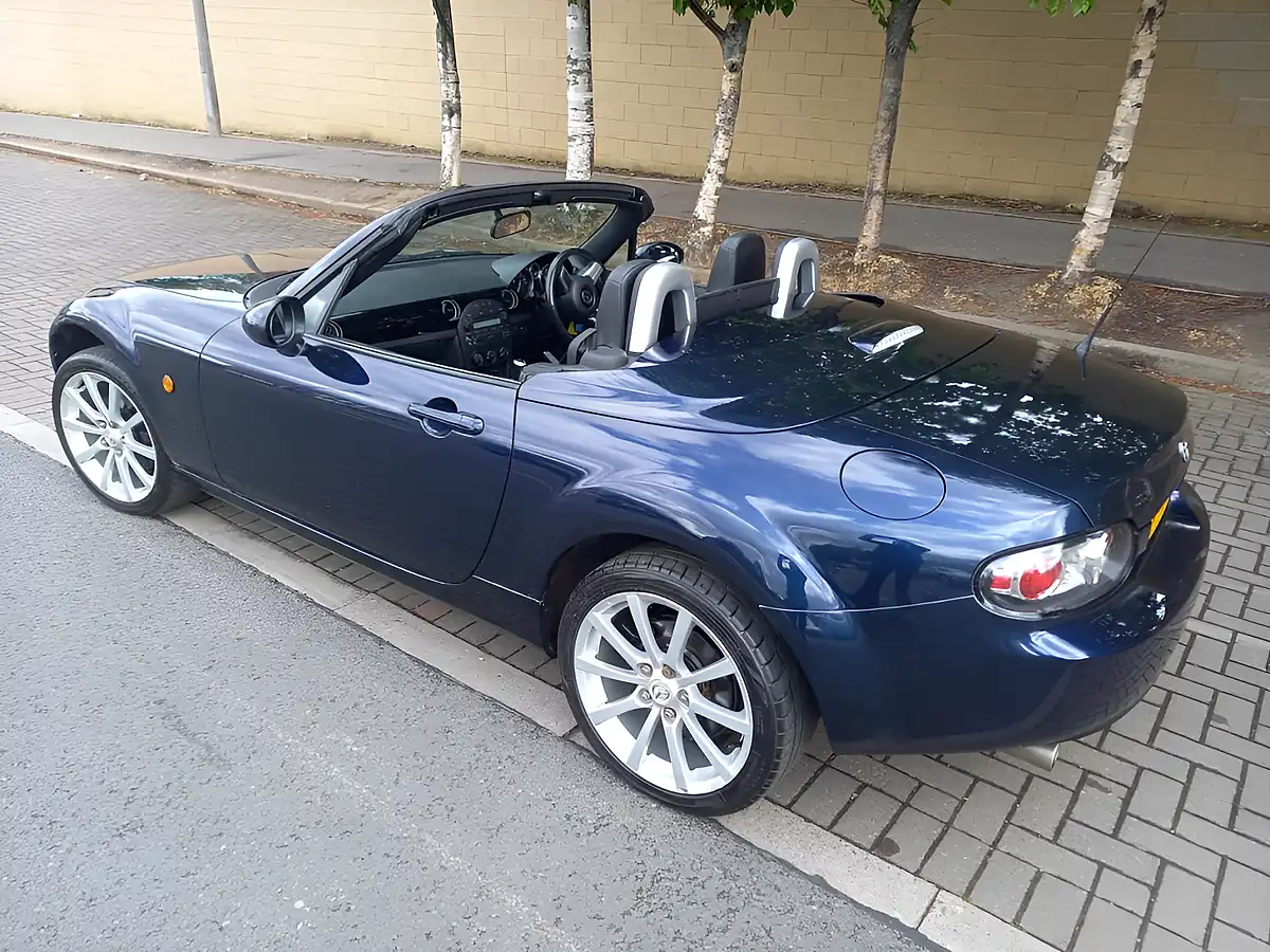 Used 2006 Mazda MX5 Sport Blue Metallic - Interior and Exterior details 2