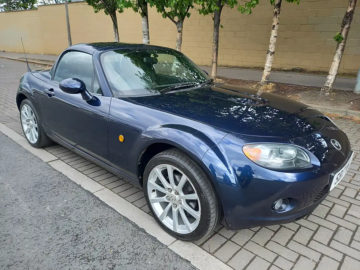 Used 2006 Mazda MX5 Sport Blue Metallic - Interior and Exterior details 4