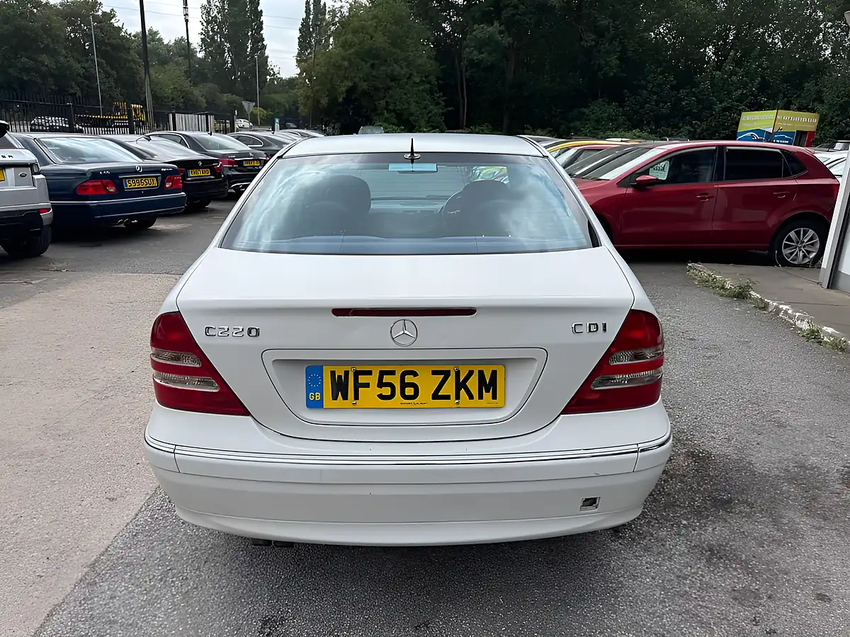 Used 2006 Mercedes-Benz C Class Avantgarde Se Silver - Interior and Exterior details 4