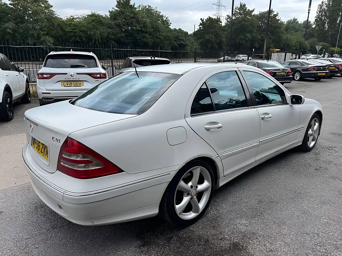Used 2006 Mercedes-Benz C Class Avantgarde Se Silver - Interior and Exterior details 5